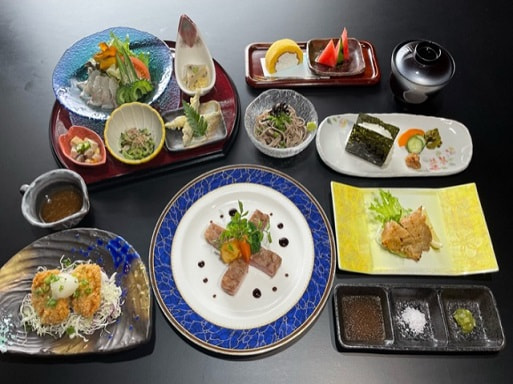 【７月１日（土）～８月３１日（木）】華蓮・Zino『サマーキャンペーン』