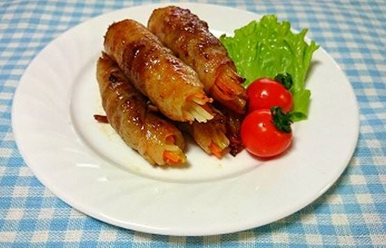 青パパイアの肉巻き
