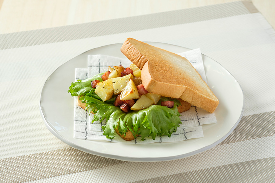 新ばれいしょのベイクドポテトサンド